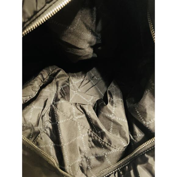 Steve Madden Black Large Quilted Tote/Weekender With Makeup Bag - Picture 5 of 7